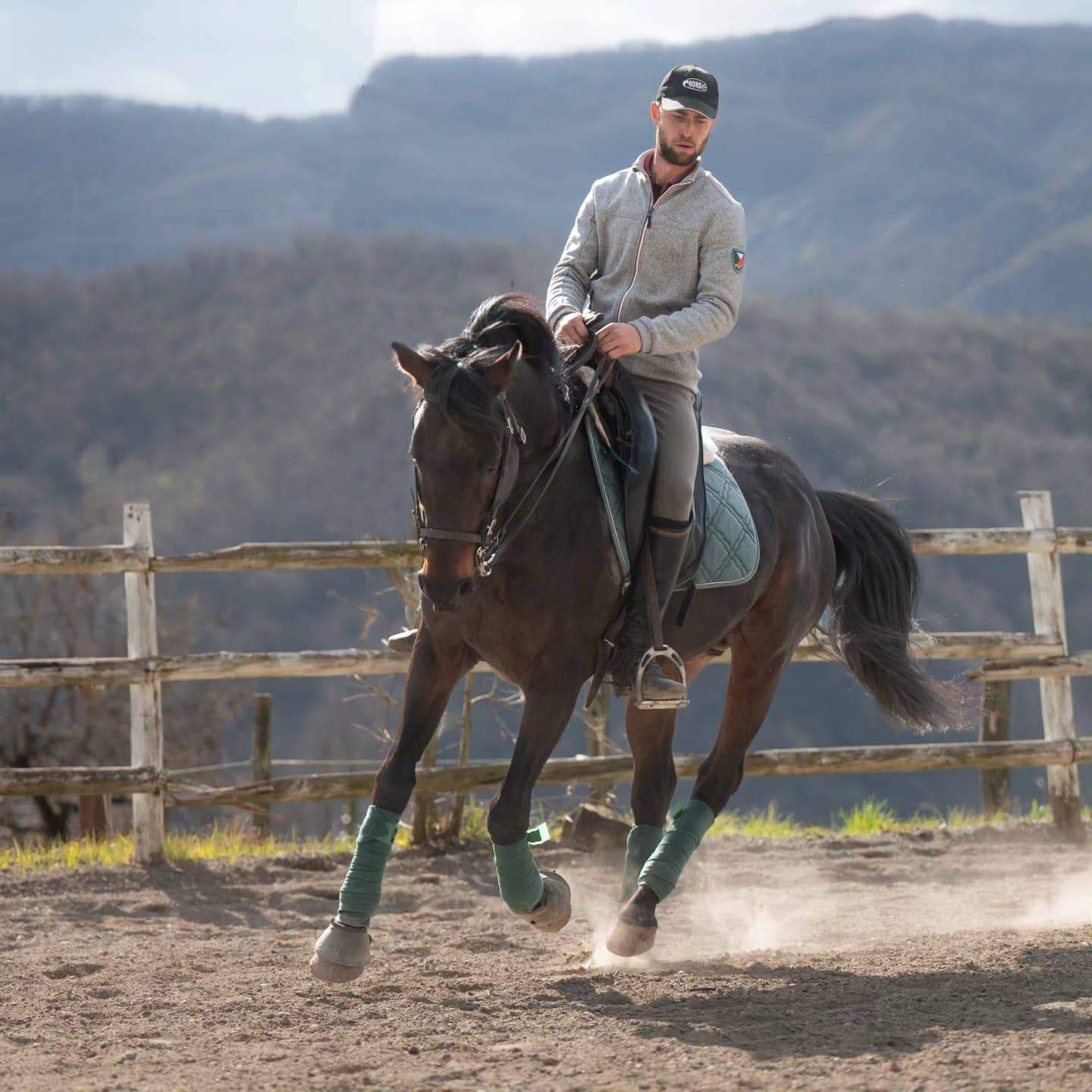 pietro istruttore a cavallo